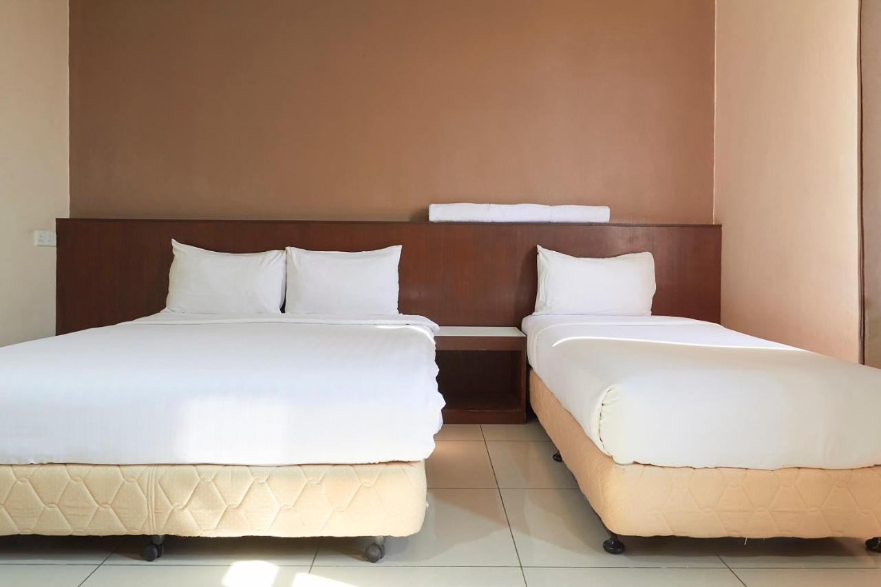 Langkawi Uptown Hotel Kuah Esterno foto
