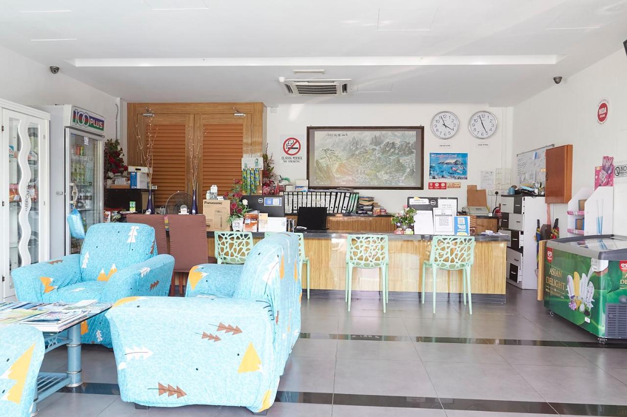 Langkawi Uptown Hotel Kuah Esterno foto