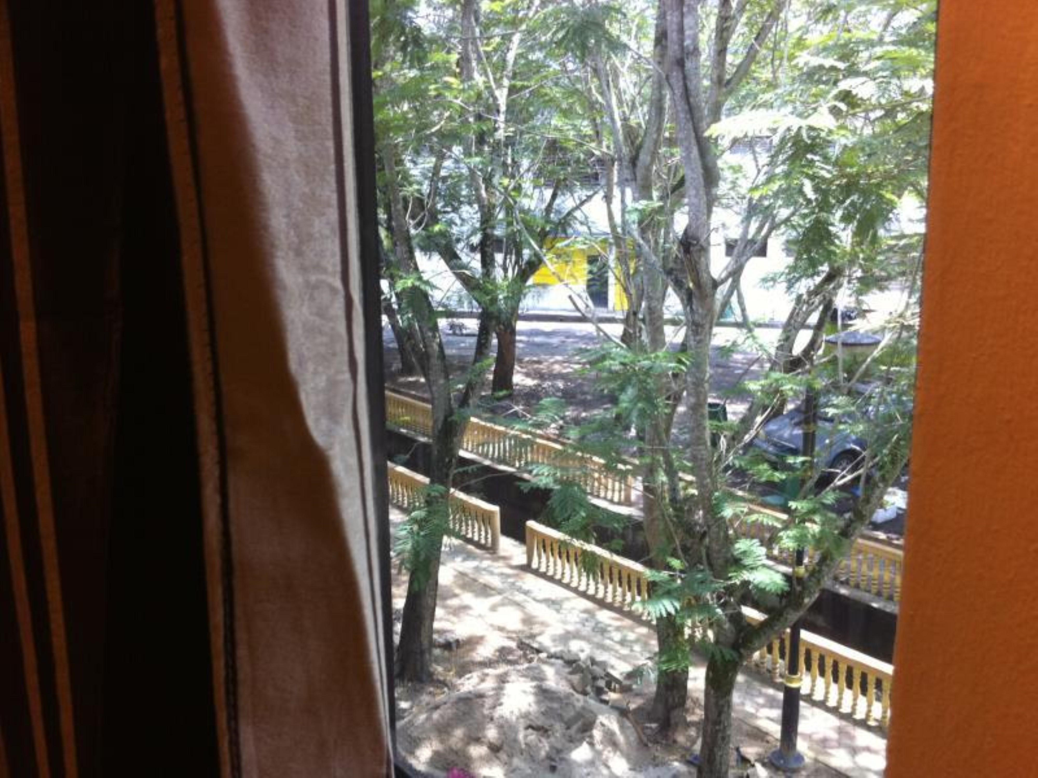 Langkawi Uptown Hotel Kuah Esterno foto