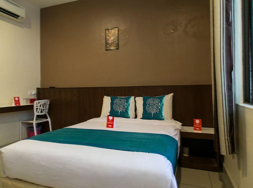 Langkawi Uptown Hotel Kuah Esterno foto